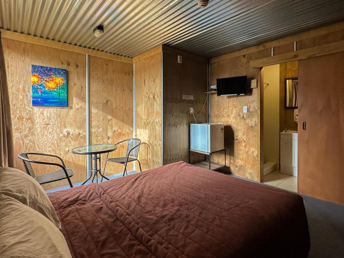 Erua The Crossing Lodge & Backpackers מראה חיצוני תמונה