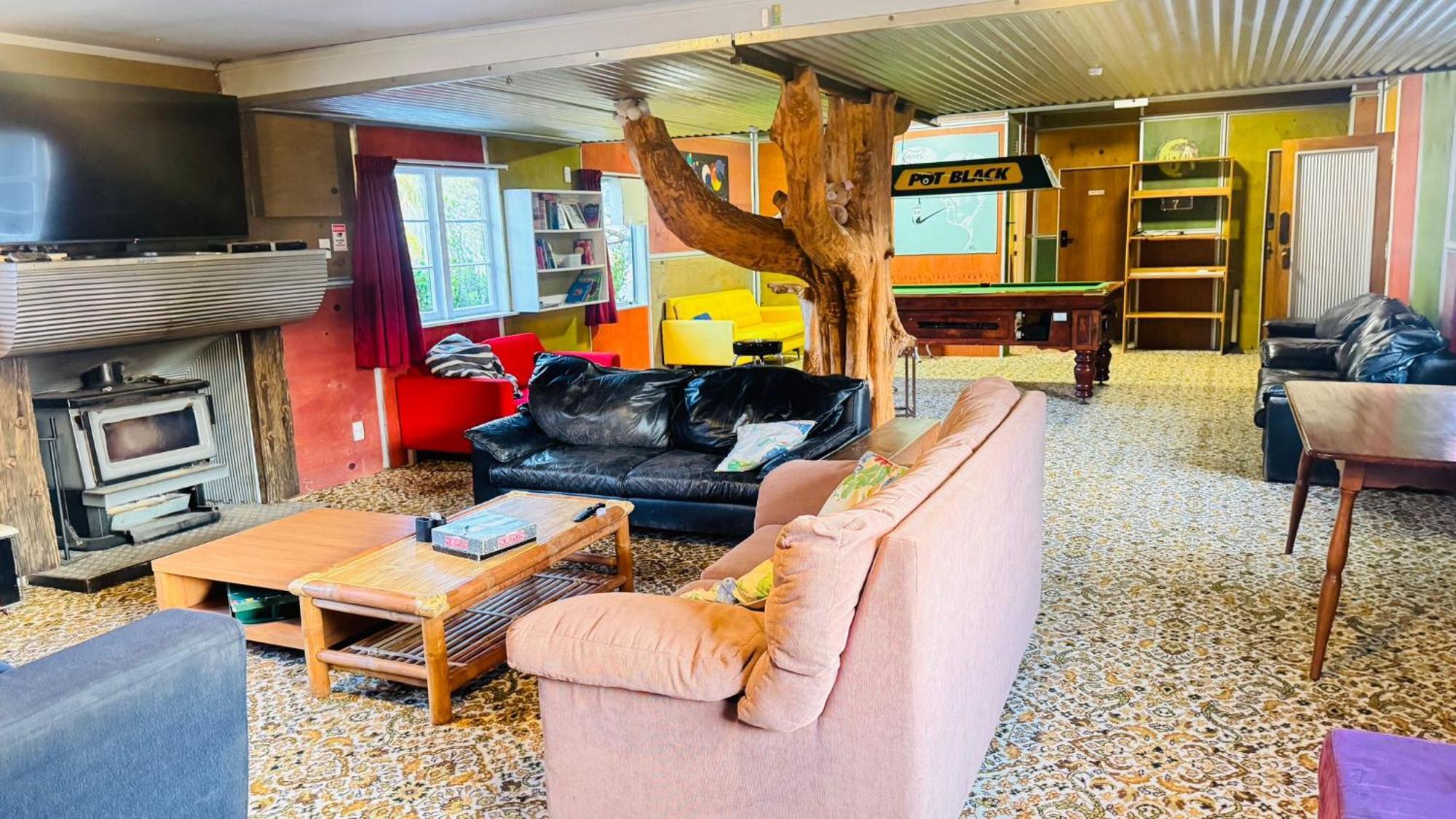 Erua The Crossing Lodge & Backpackers מראה חיצוני תמונה