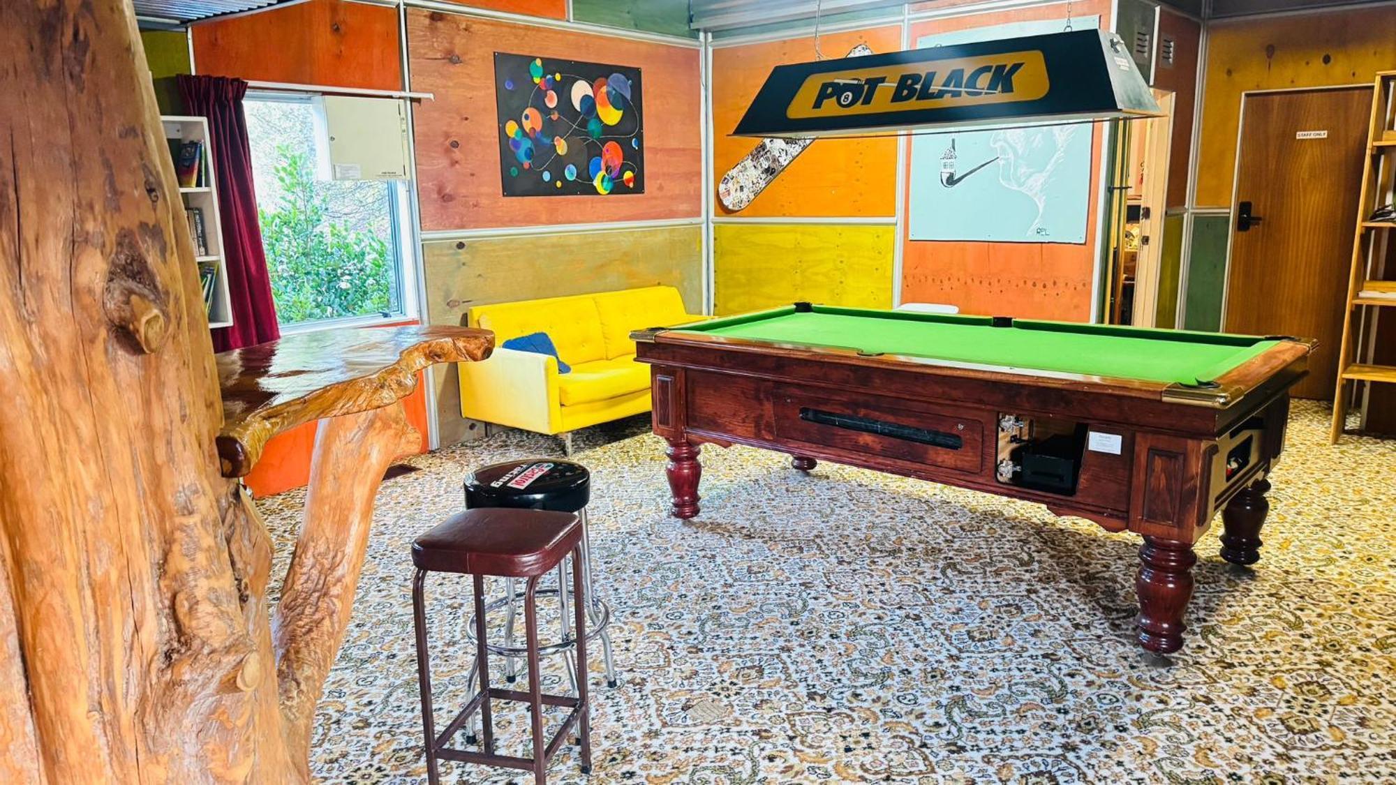 Erua The Crossing Lodge & Backpackers מראה חיצוני תמונה