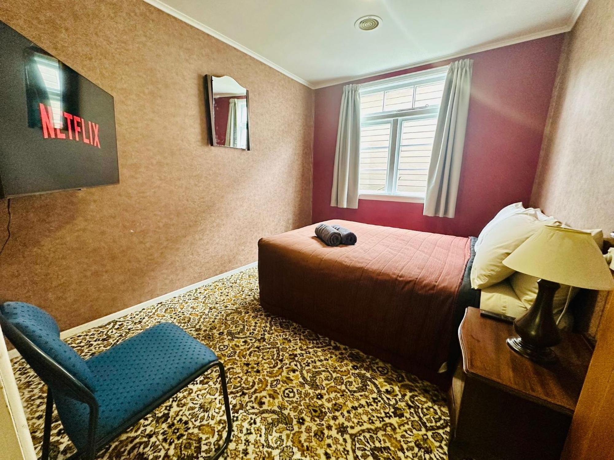 Erua The Crossing Lodge & Backpackers מראה חיצוני תמונה